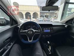 نیسان کیکس